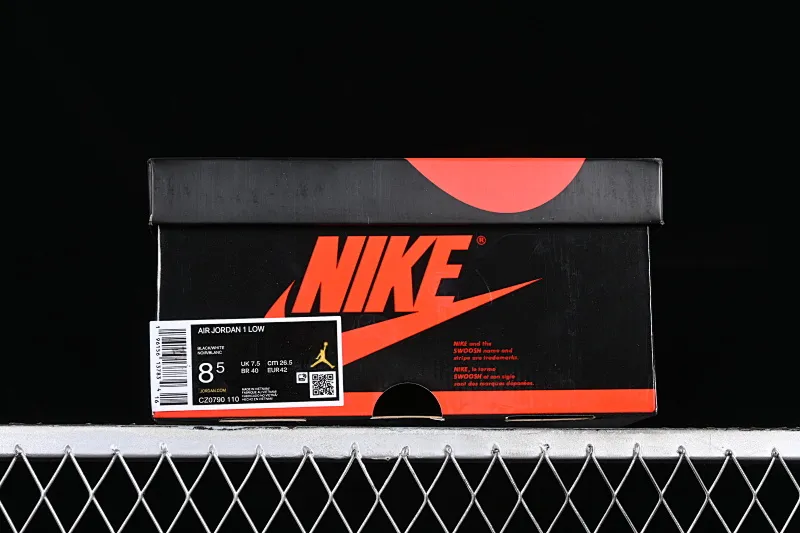 All categories Air Jordan Jordan series basketball shoes Air Jordan 1 Low Z version Air Jordan 1 Low AJ1 Joe 1 black and white panda low-top cultural casual sneakers CZ0790-110